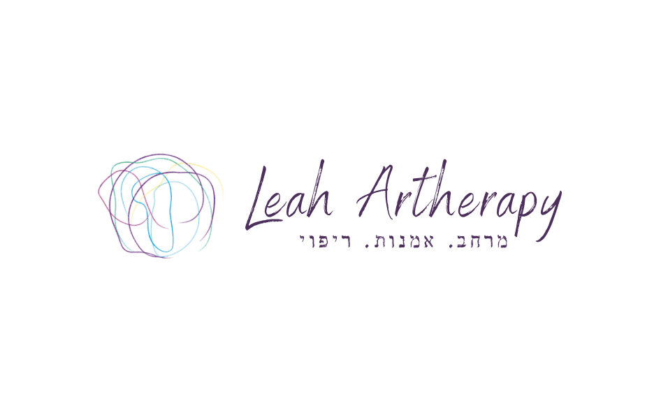 לאה הללי - מטפלת רגשית באומנות